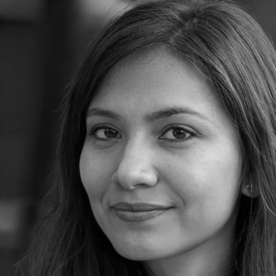 Portraitfoto von Thea Brunner